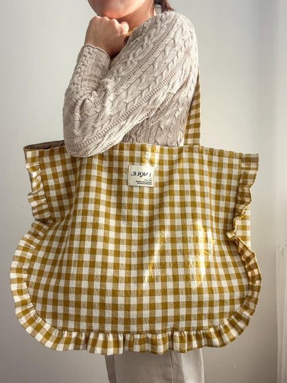 Ruffle Big Bag